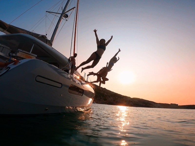 Sunset Catamaran Charter from Pietà